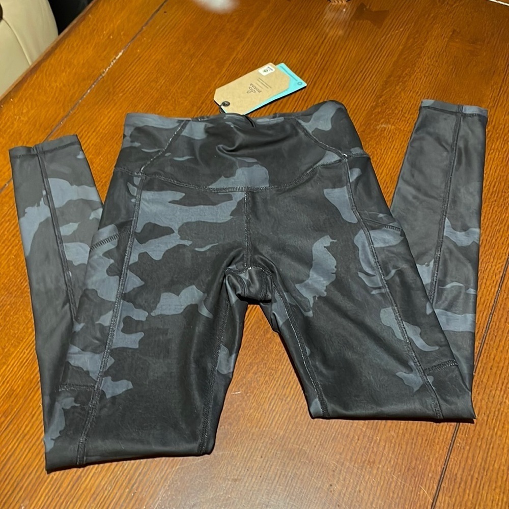 Prana NWT Electa Legging Black Camo XS